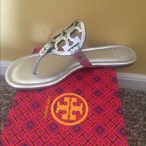 Tory Burch Miller Metallic Silver Sandal 9